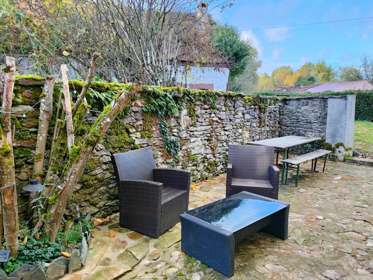Villa La Belle Aventure à Fresselines Extérieur photo